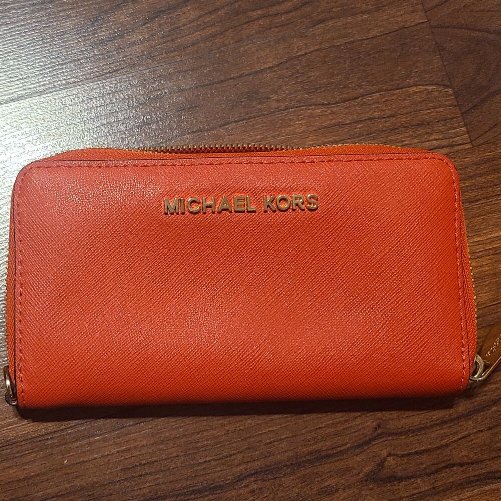 Michael Kors Jet Set Orange Wallet